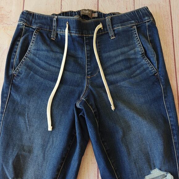 Torrid Ripped Weekend Boyfriend Mid-Rise Jean 00R/10 - Picture 7 of 13